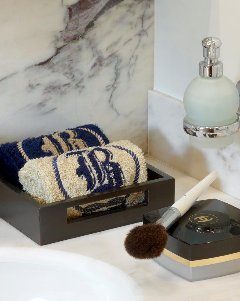 2006 ASTONDOA 82' GLX 